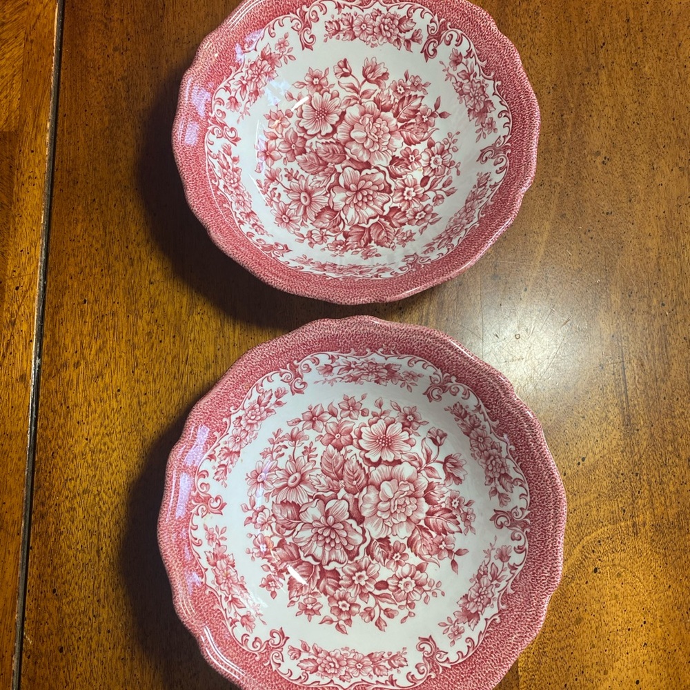 2 Meakin 6 1/2” Avondale Pink Coupe Cereal Bowls